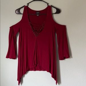 Red/burgundy top